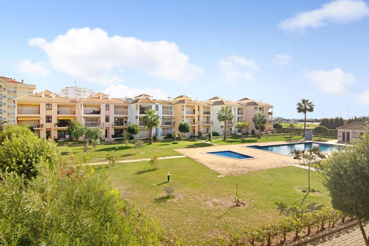 Columbus Beach Apartment Quarteira Exteriör bild